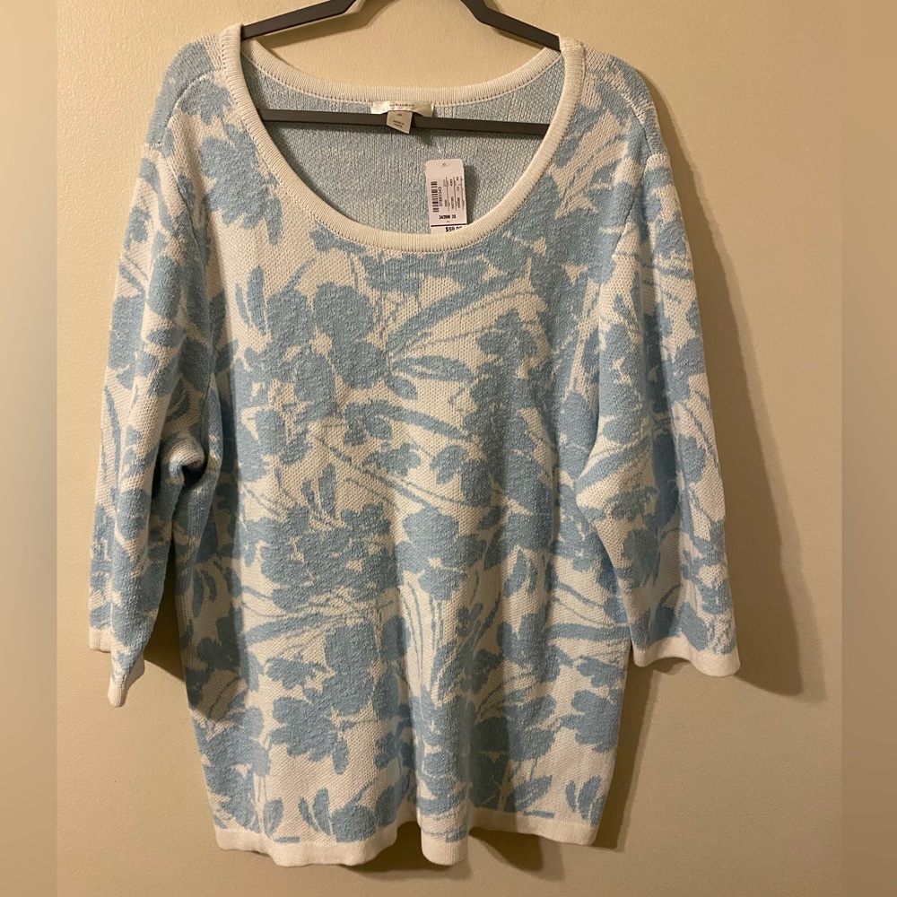 New NWT CJ Banks Womens Blue White Floral‎ Scoop Neck Sweater Size 3X $60 Retail